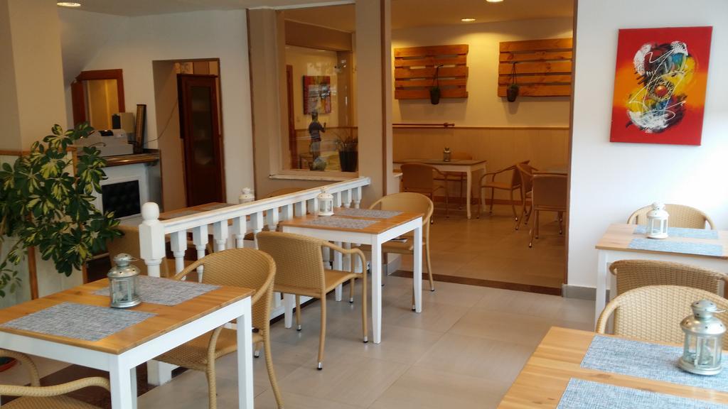 La Isla Hotel 2*