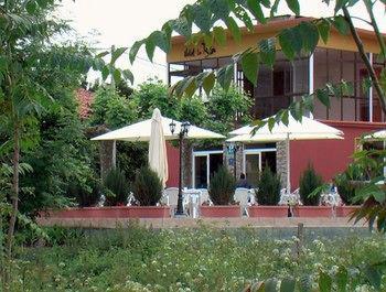 La Isla Hotel